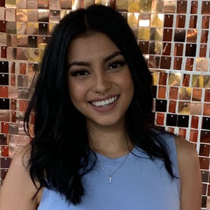 Meet your Posher, Myra